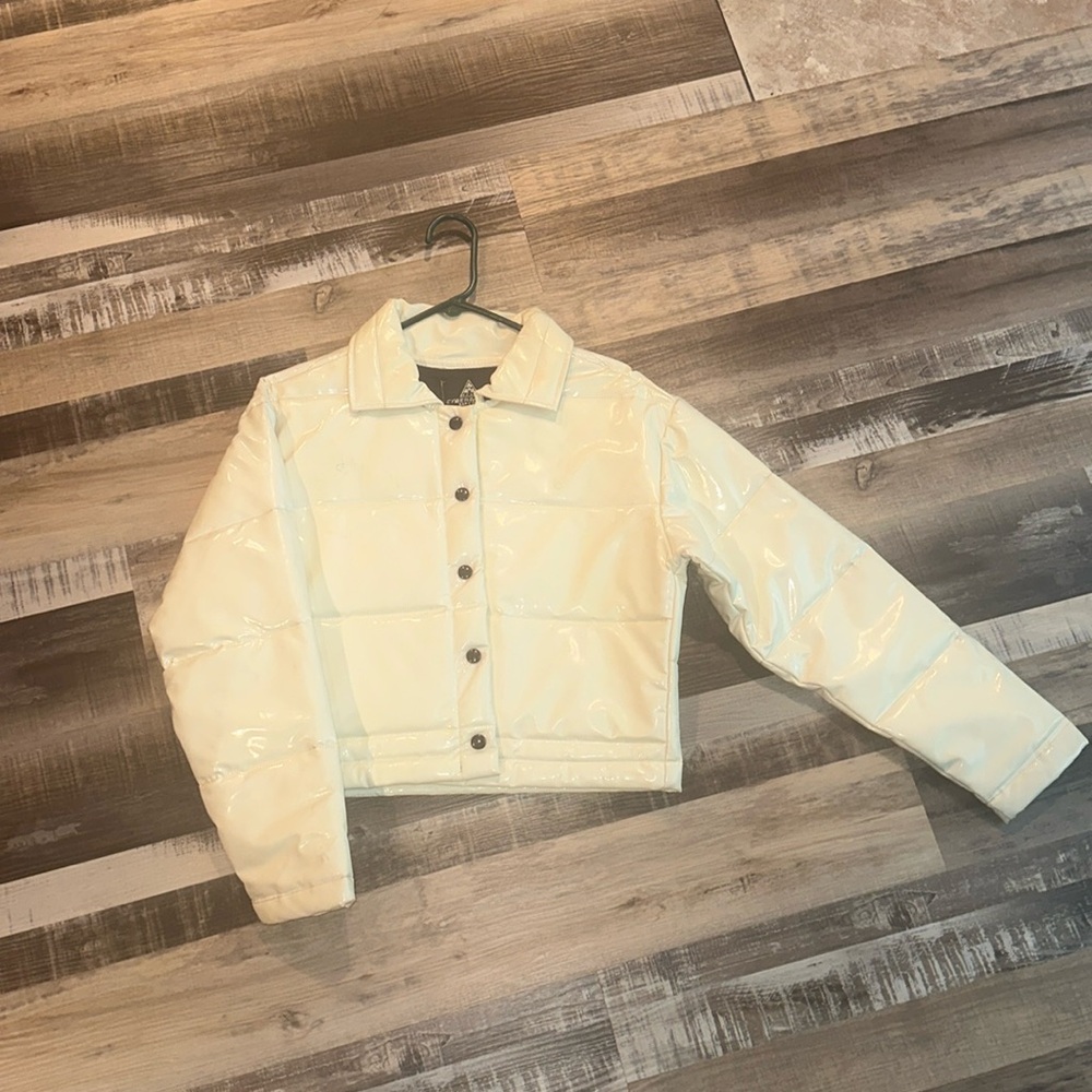 Bomber crop  jacket!